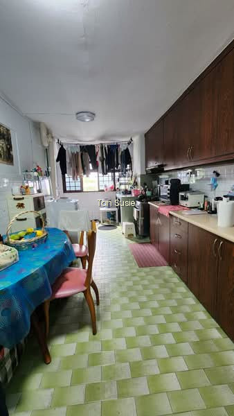 225 ANG MO KIO AVENUE 1 image 1 of 9