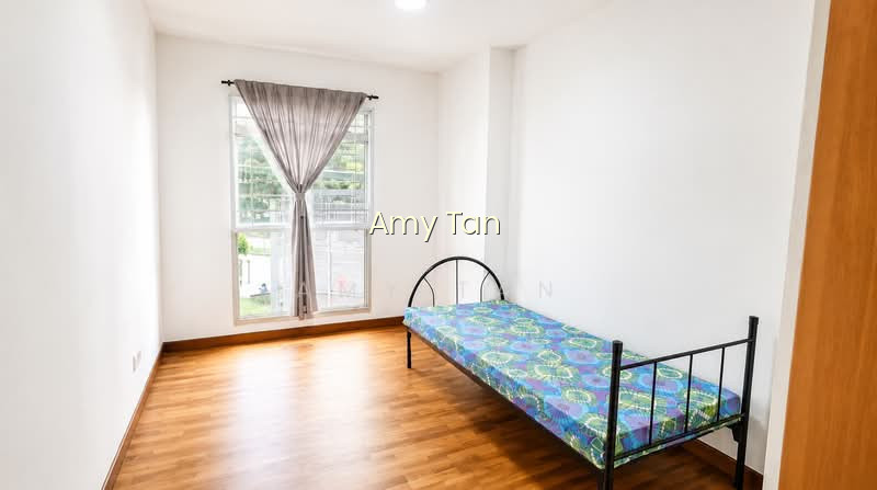 296 PUNGGOL CENTRAL photo 5