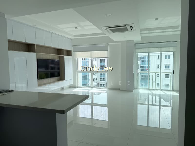 ROYAL COURT CONDO image 1 of 7