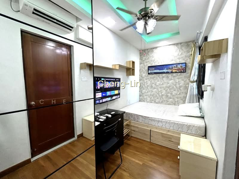 SIMEI GREEN CONDOMINIUM image 1 of 10