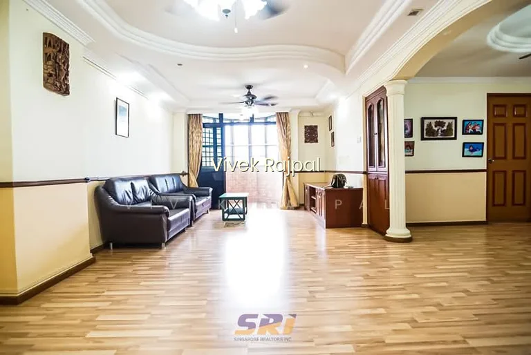 356C Admiralty Drive image 1 of 6