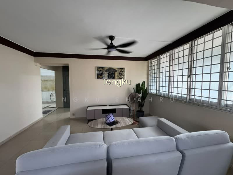 444 HOUGANG AVENUE 8 photo 3