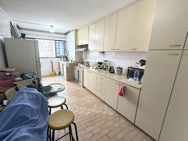 15 SAINT GEORGE'S ROAD image 1 of 10