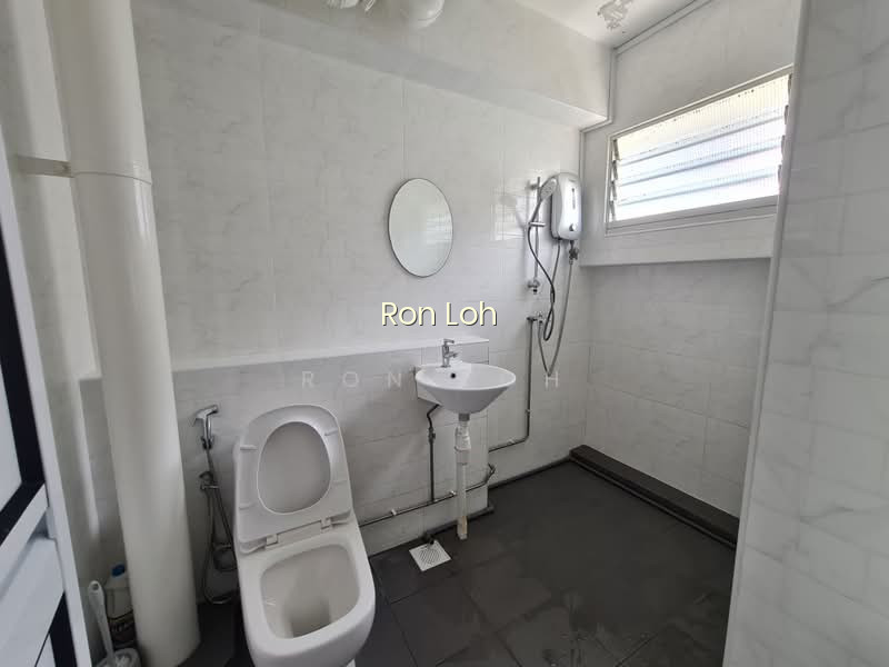 489B TAMPINES STREET 45 photo 6