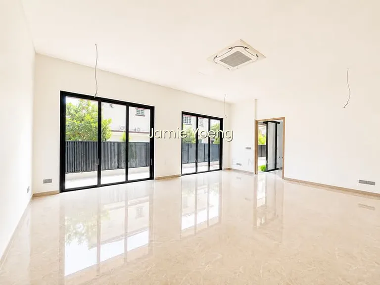 Brand New Semi D With Lift in Telok Kurau Area image 1 of 5