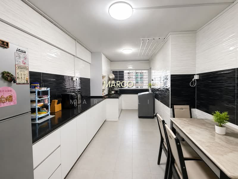511 JURONG WEST STREET 52 photo 2