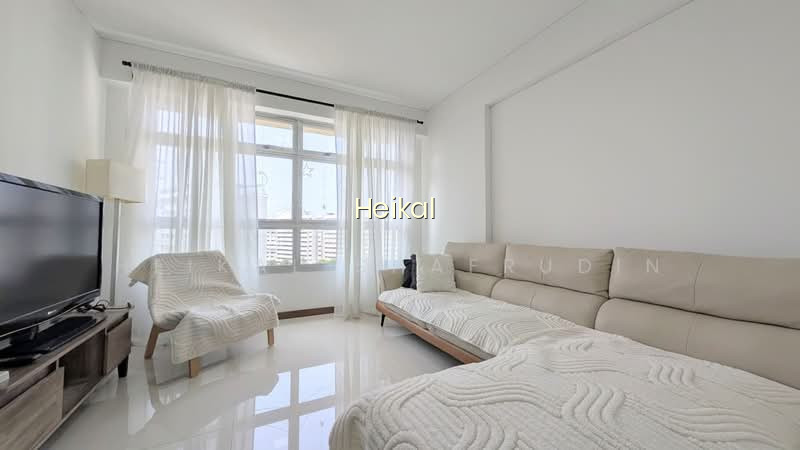 874D TAMPINES STREET 85