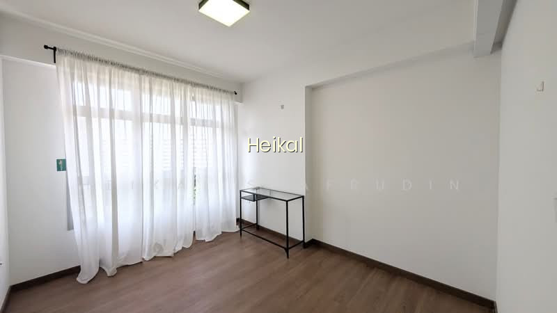 874D TAMPINES STREET 85 photo 3