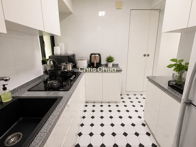 87 DAWSON ROAD photo 5
