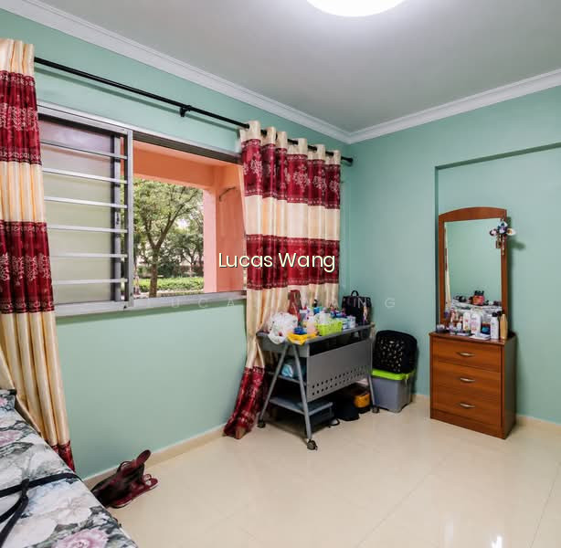 559 JURONG WEST STREET 42 photo 4