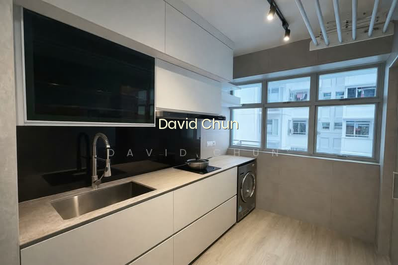 601A Punggol Central photo 2