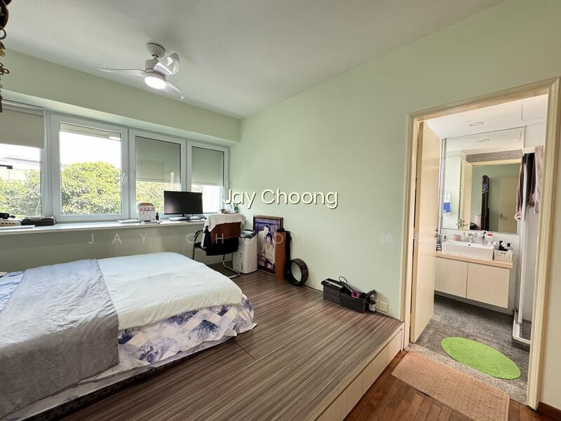 GOLDEN HEIGHTS photo 6