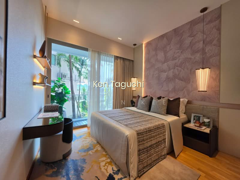 THE OCEANFRONT @ SENTOSA COVE