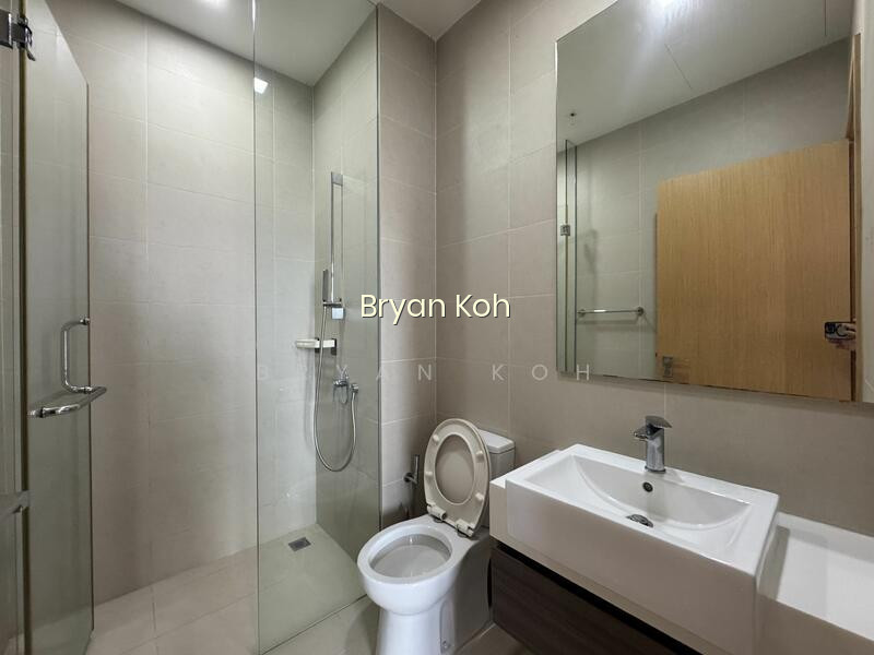 MIDTOWN RESIDENCES 7