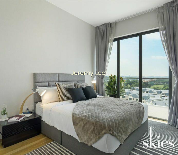 SKIES MILTONIA photo 4