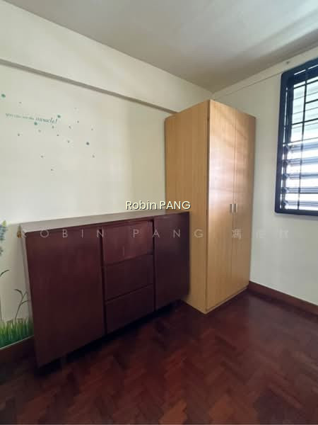 8 HOLLAND AVENUE photo 5