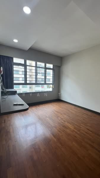 272D PUNGGOL WALK photo 2