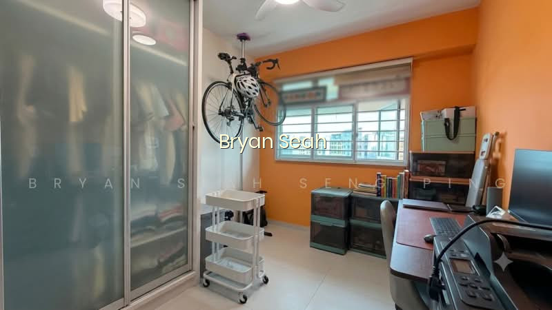 330A ANCHORVALE STREET photo 3