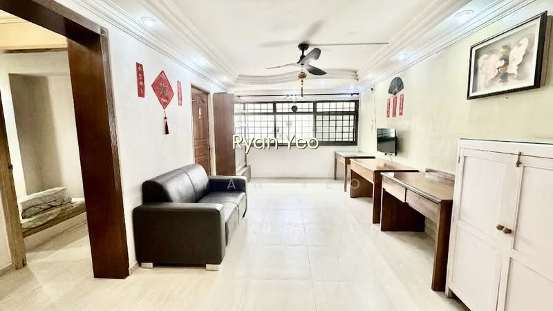 367A TAMPINES STREET 34 photo 2