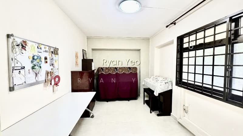 367A TAMPINES STREET 34 photo 5