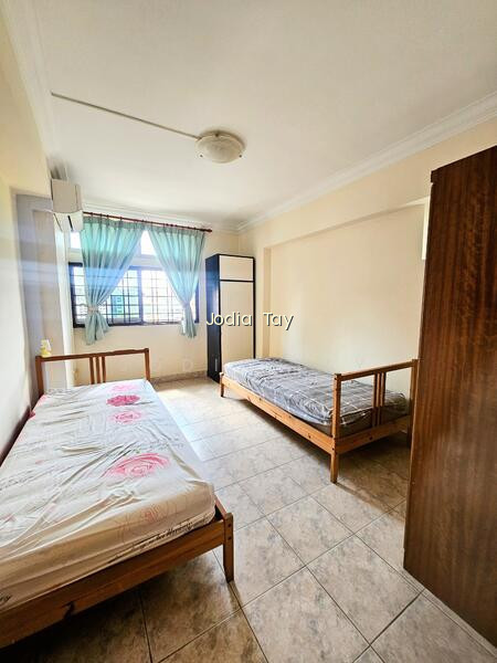 129 Clarence Lane photo 4
