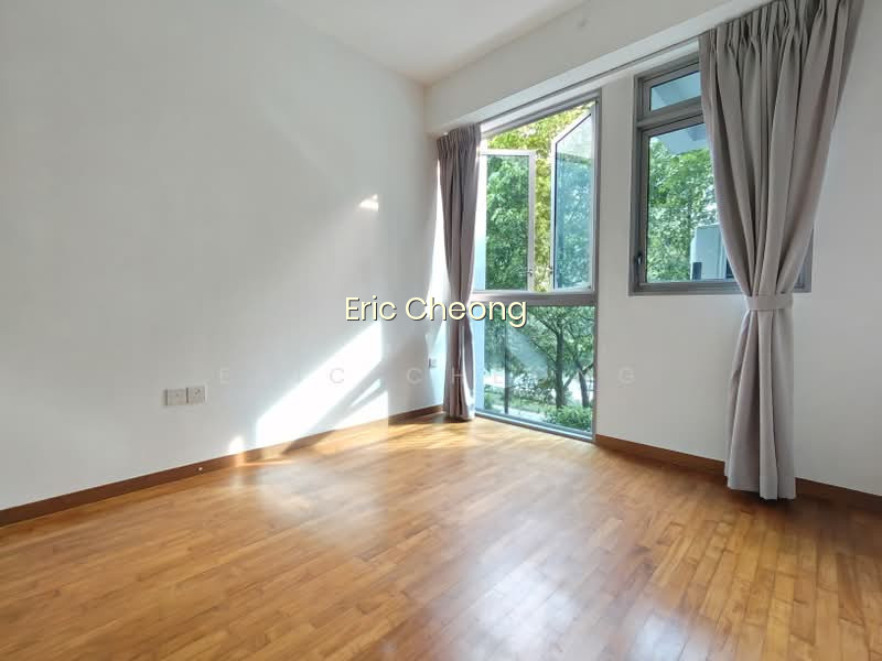 Q BAY RESIDENCES photo 3