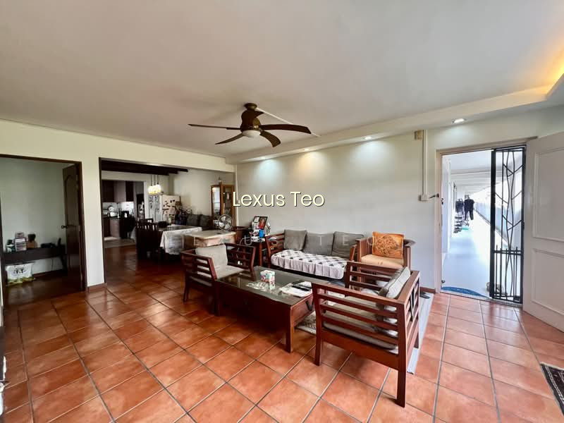 350 TAMPINES STREET 33 photo 4