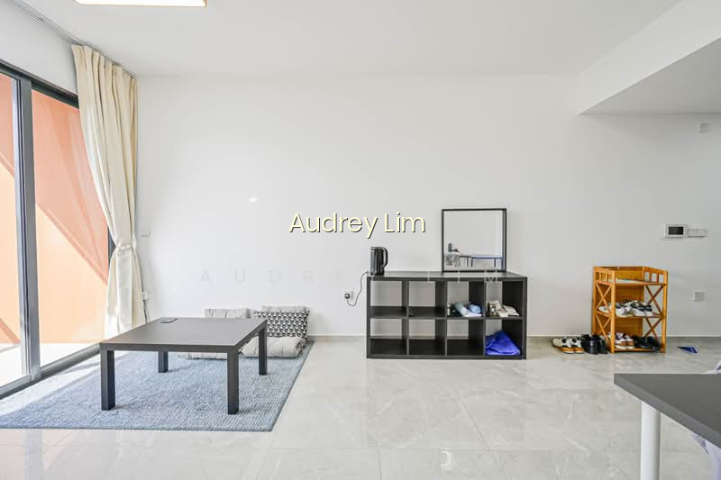 STIRLING RESIDENCES image 1 of 10