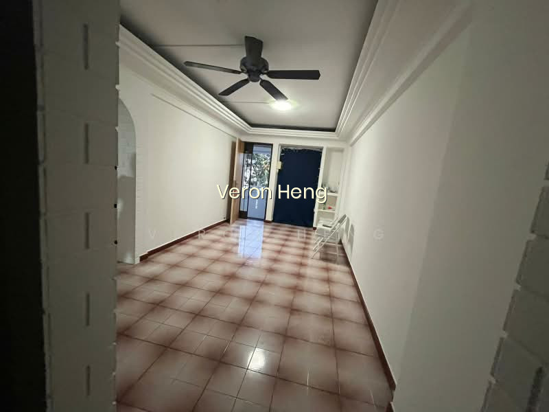 150 ANG MO KIO AVENUE 5 image 1 of 10