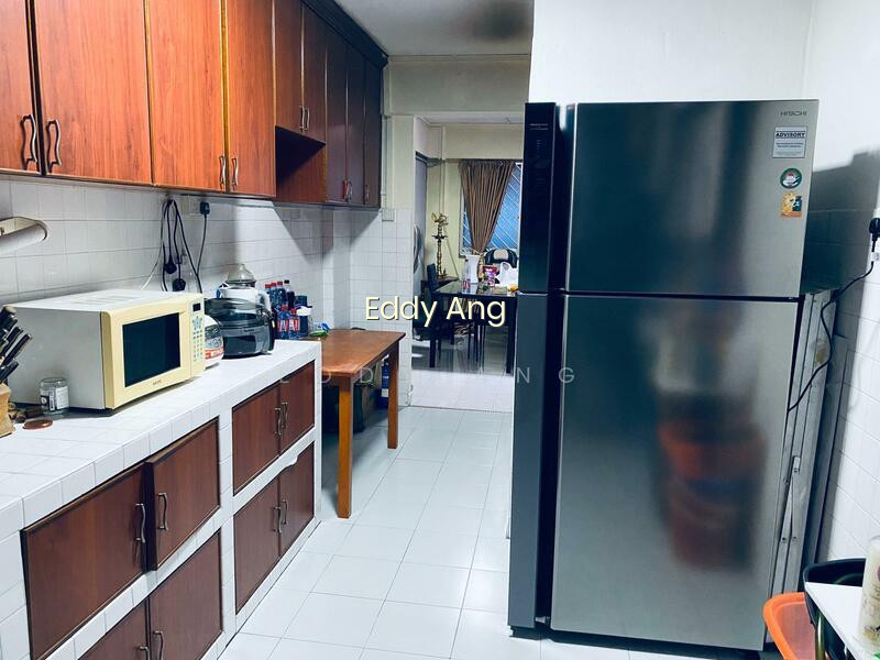 726 YISHUN STREET 71 image 1 of 10