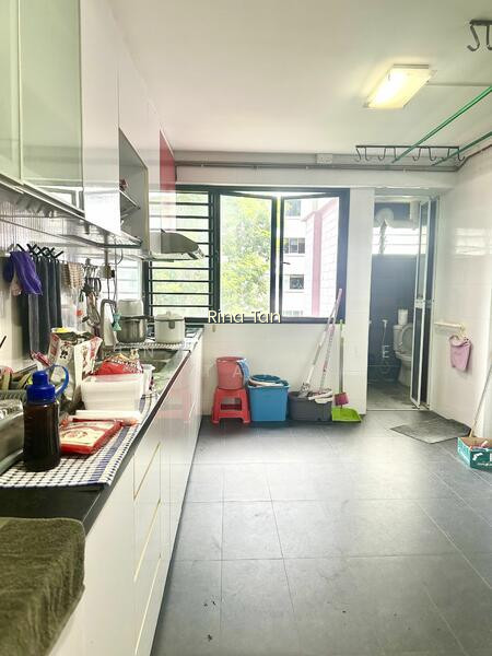 920 JURONG WEST STREET 92 photo 3