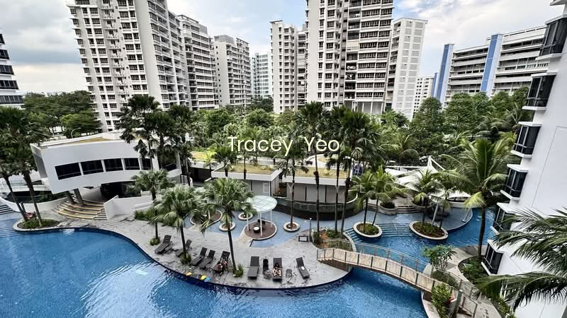 WATERFRONT ISLE 4