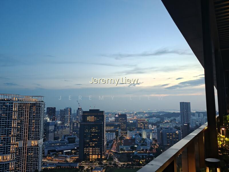 THE LANDMARK 3
