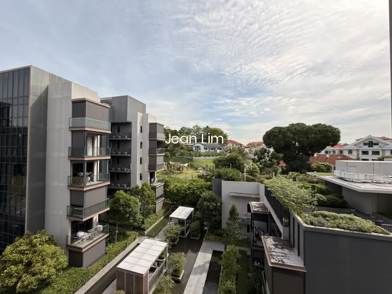 FOURTH AVENUE RESIDENCES photo 5