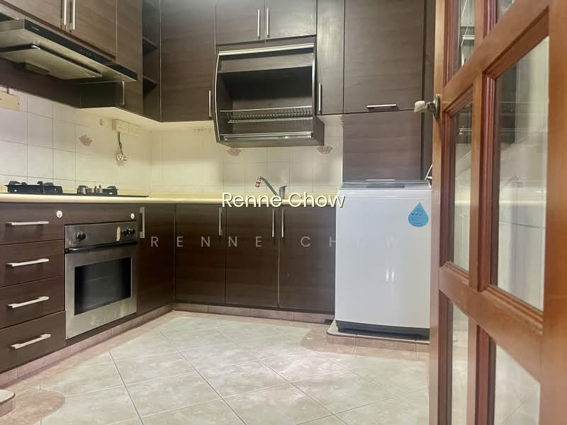 359B ADMIRALTY DRIVE photo 3