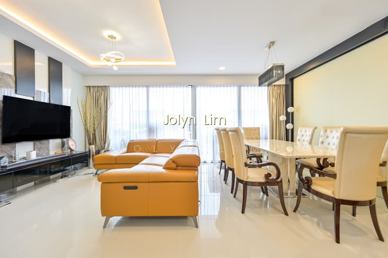 SKYPARK RESIDENCES photo 2