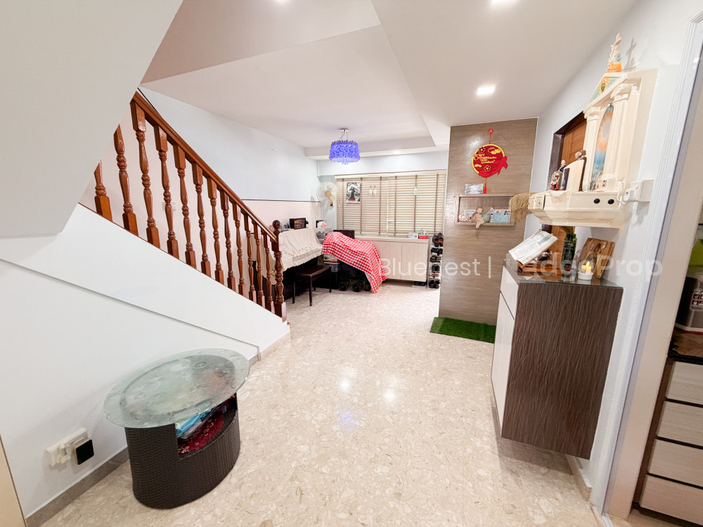 328 YISHUN RING ROAD photo 4