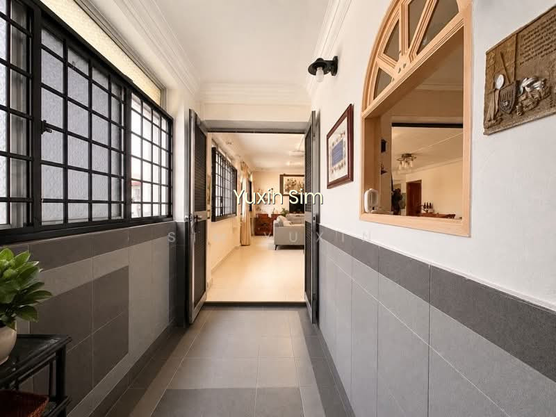306 Tampines Street 32 photo 3