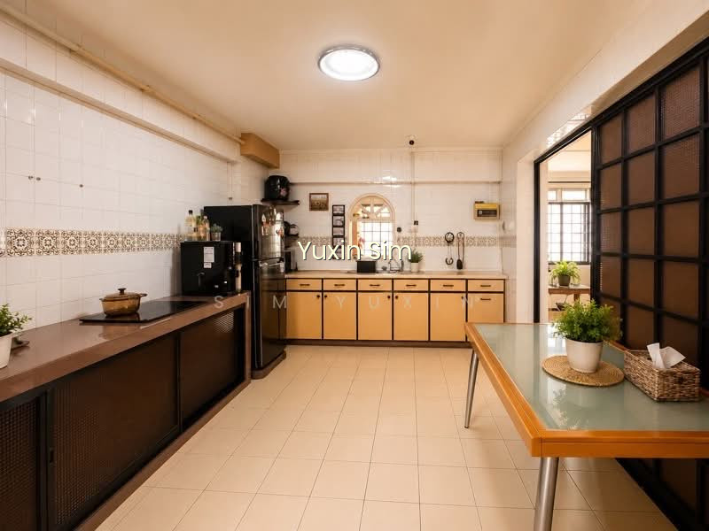306 Tampines Street 32 photo 5
