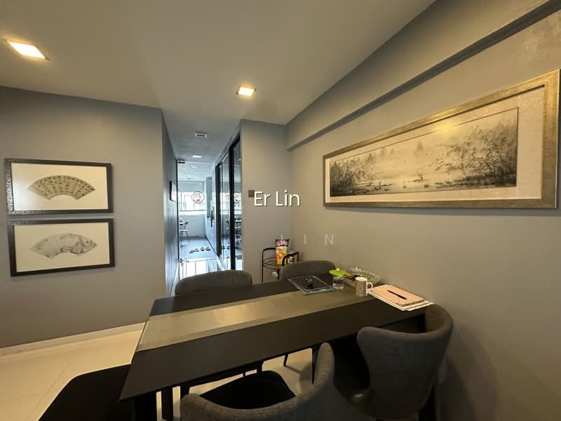584 CHENG SAN COURT image 1 of 10