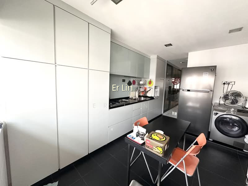 584 CHENG SAN COURT photo 6