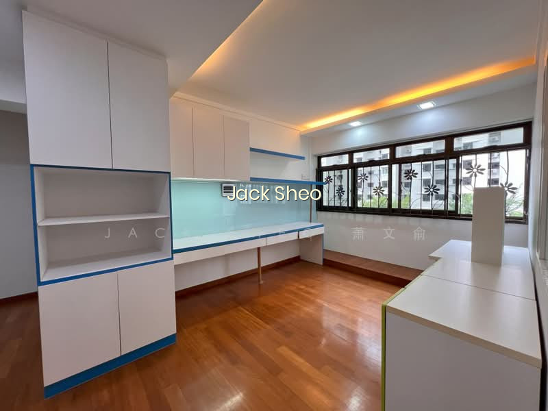 17A TELOK BLANGAH CRESCENT photo 3