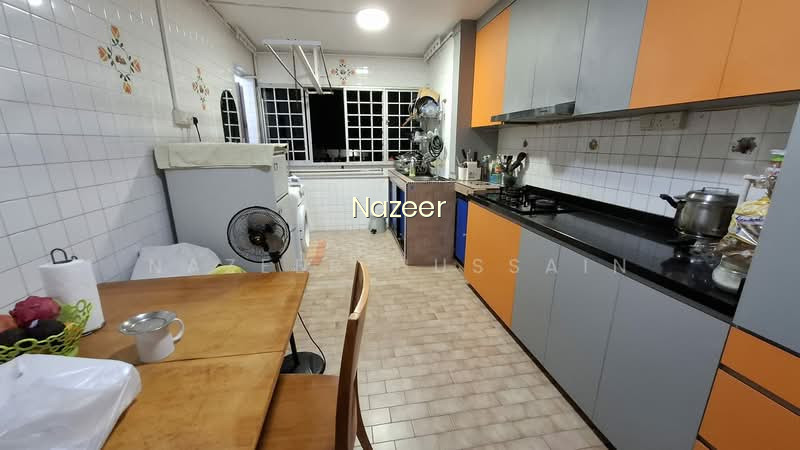 222 SERANGOON AVENUE 4 photo 2