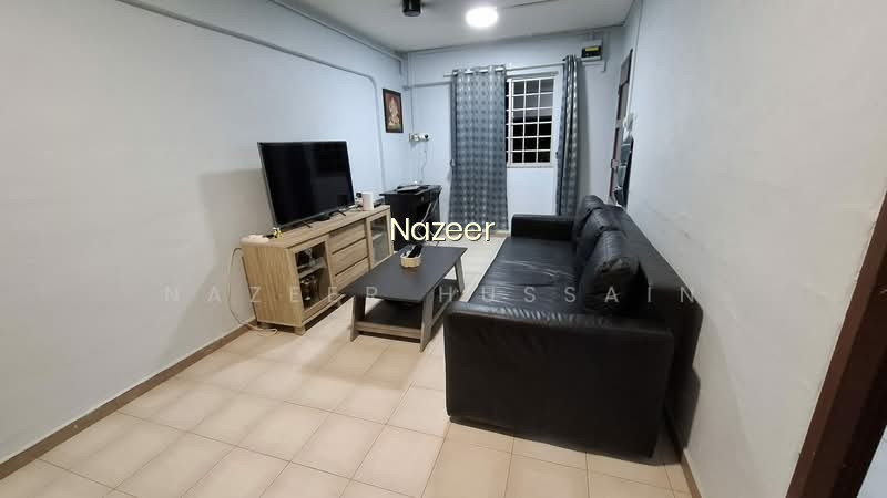 222 SERANGOON AVENUE 4 photo 3