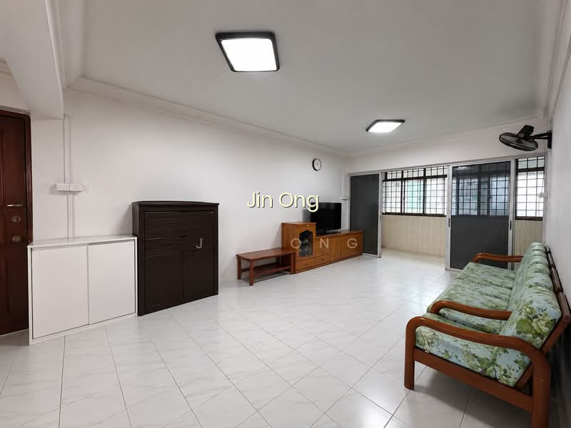 123 MARSILING RISE photo 6