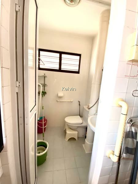 124 ANG MO KIO AVENUE 6 photo 2