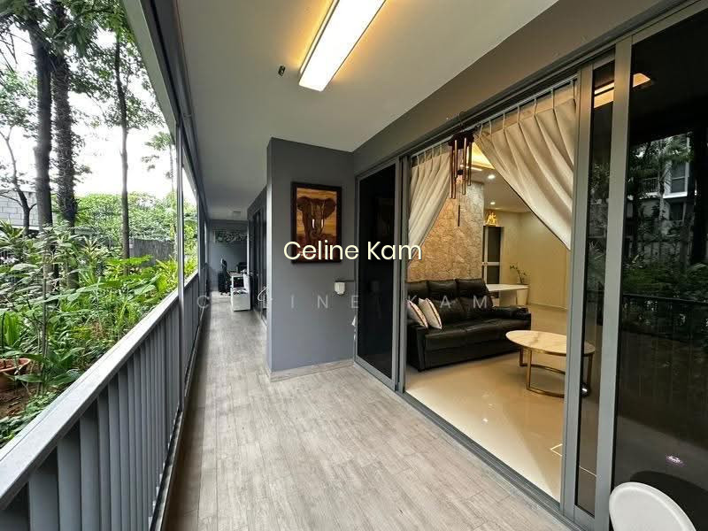 198 CANBERRA DRIVE photo 3