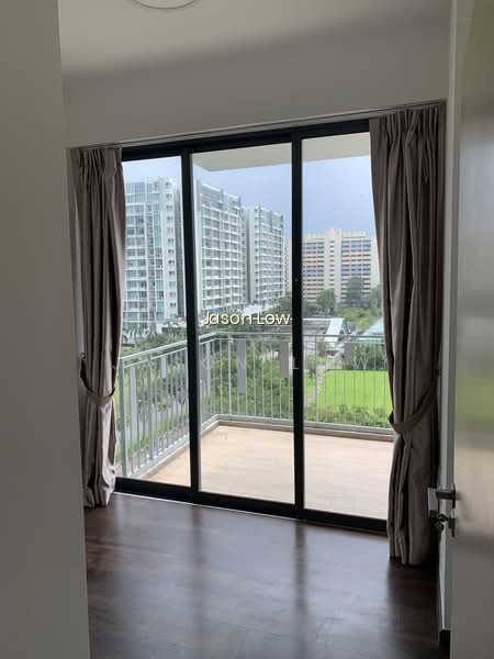 THE LUXURIE 2
