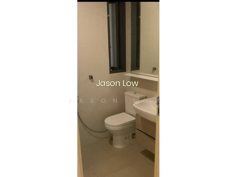 THE LUXURIE 4