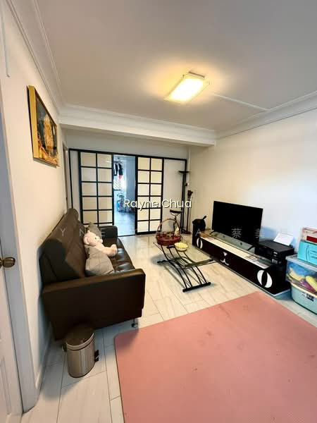 408 SERANGOON AVENUE 1 photo 3